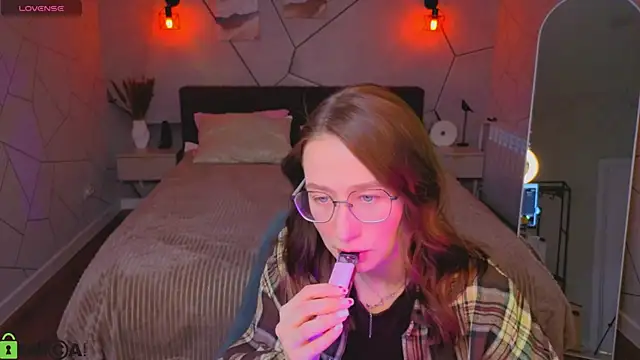  Kiki angel  online show from April 2026 09:40:02 AM