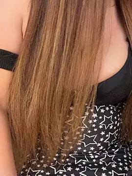 Shreenn online show from April 2026 12:39:02 PM