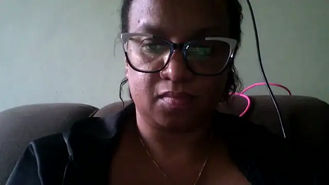 Mineirasafada2026 online show from May 2026 07:32:01 PM