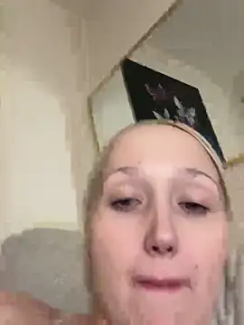 Marilynxo online show from February 2026 06:41:02 AM