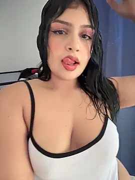 kloe sexxxy online show from February 2026 06:09:01 PM