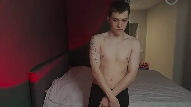 cronck52 online show from February 2026 10:17:01 PM