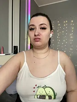 Snapshot of lipsi_vikki chatting on February 2026 07:40:01 AM lipsi vikki online show from February 2026 07:40:01 AM