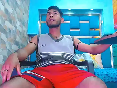 warmNoah online show from February 2026 07:32:02 PM