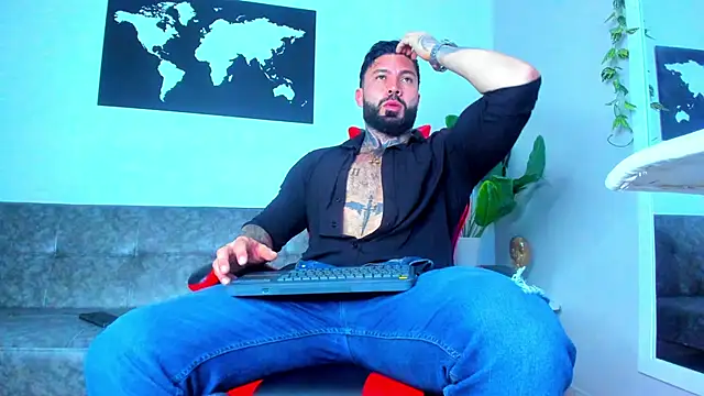 Alessrose online show from February 2026 07:42:02 PM