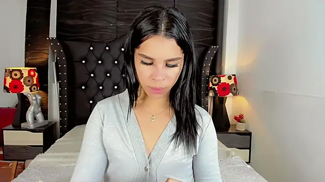 Makeyla Fox  online show from February 2026 01:29:02 PM