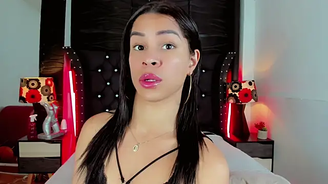 Makeyla Fox  online show from March 2026 07:32:01 PM