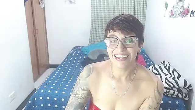 Snapshot of Charlotte_gray_ chatting on May 2026 12:29:02 AM Charlotte gray online show from May 2026 12:29:02 AM