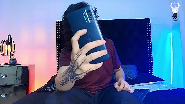 Axell Kussh online show from February 2026 12:12:01 PM