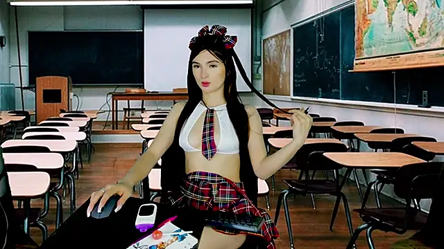 luna forever7 online show from February 2026 08:08:02 PM