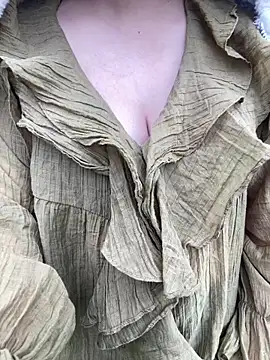 hamoi11 online show from February 2026 02:51:01 AM