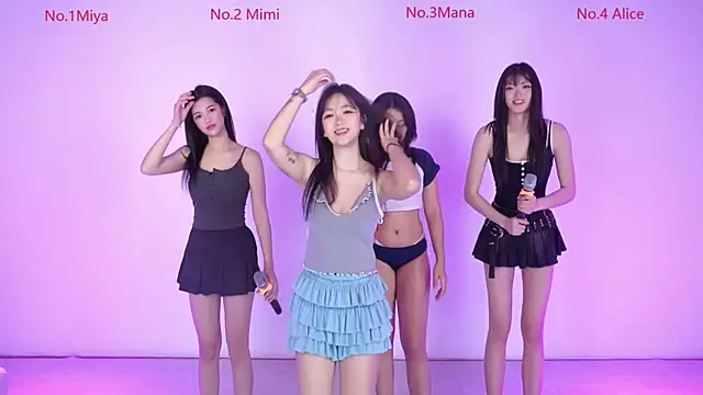 Snapshot of Velvet-girl chatting on February 2026 10:23:02 AM Velvet-girl online show from February 2026 10:23:02 AM