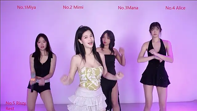 Snapshot of Velvet-girl chatting on February 2026 10:22:02 AM Velvet-girl online show from February 2026 10:22:02 AM