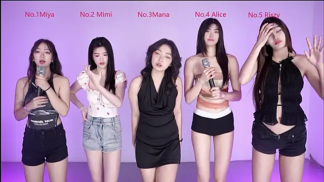 Snapshot of Velvet-girl chatting on February 2026 10:14:02 AM Velvet-girl online show from February 2026 10:14:02 AM