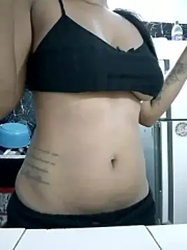 Zoe Renata online show from April 2026 10:19:02 AM