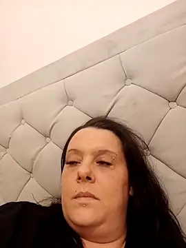 louisa36 online show from February 2026 11:45:02 PM