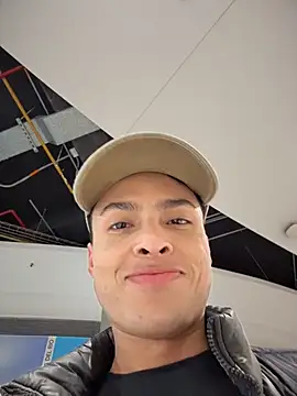 Eros lee online show from February 2026 11:36:01 PM