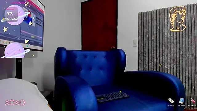 Snapshot of Isabella-001 chatting on February 2026 12:12:01 PM Isabella-001 online show from February 2026 12:12:01 PM