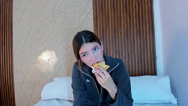 sarita alexis online show from February 2026 11:29:02 AM