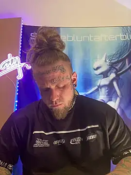 Smokebluntafterblunt online show from February 2026 01:27:01 AM