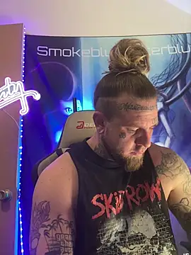 Smokebluntafterblunt online show from February 2026 01:33:02 PM