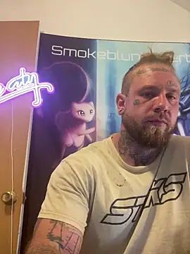 Snapshot of Smokebluntafterblunt chatting on June 2026 10:02:02 AM Smokebluntafterblunt online show from June 2026 10:02:02 AM