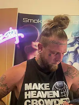 Snapshot of Smokebluntafterblunt chatting on June 2026 11:09:02 AM Smokebluntafterblunt online show from June 2026 11:09:02 AM