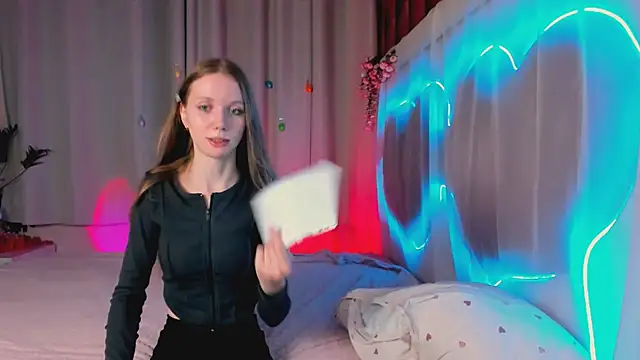 Snapshot of lada2k4 chatting on July 2026 05:04:02 AM lada2k4 online show from July 2026 05:04:02 AM