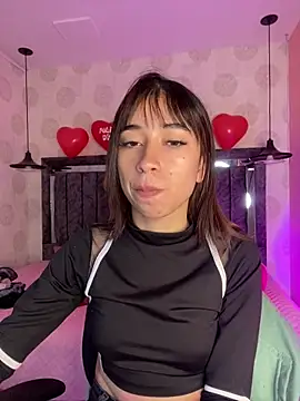 Snapshot of alahia_pink chatting on February 2026 04:21:02 AM alahia pink online show from February 2026 04:21:02 AM