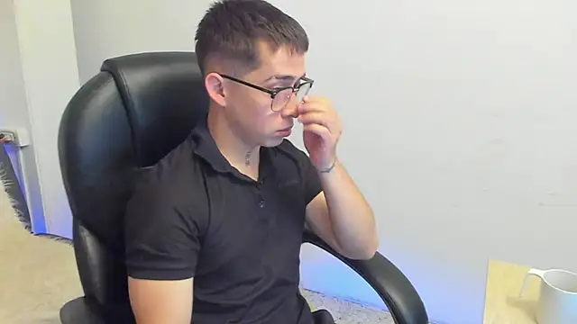 Tommas Jhonson online show from February 2026 03:37:02 AM