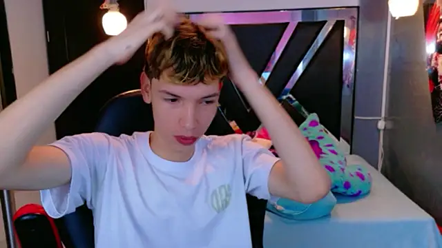 Liam Green1 online show from March 2026 02:08:01 PM