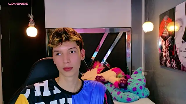 Liam Green1 online show from March 2026 06:58:01 PM