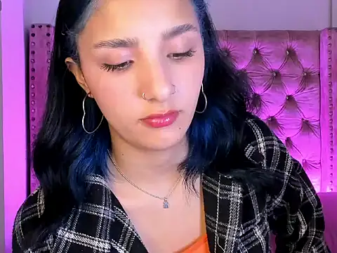 Aris Suarez online show from May 2026 05:04:01 AM