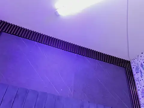 TiffanyDream8 online show from April 2026 10:15:02 PM