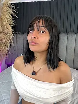 Nanda vixen  online show from February 2026 09:02:01 PM