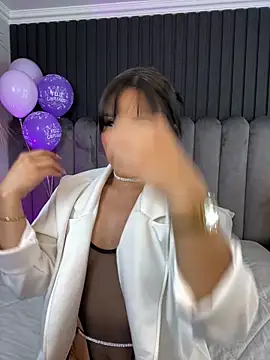 Nanda vixen  online show from March 2026 12:27:01 AM