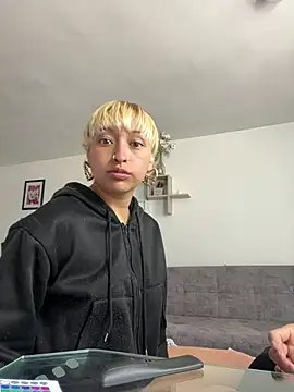  AbbyIce online show from July 2026 09:17:01 PM