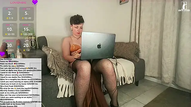 kittyfitty29 online show from February 2026 05:03:02 AM