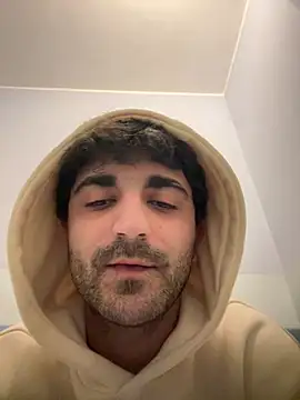 elia2711 online show from February 2026 05:31:01 PM