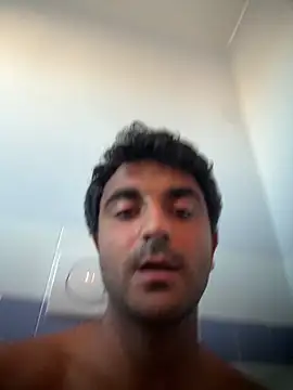 elia2711 online show from May 2026 05:19:02 PM