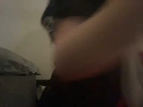 Snapshot of Blondniunia chatting on March 2026 10:34:02 PM Blondniunia online show from March 2026 10:34:02 PM