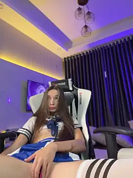 AnnyShore online show from May 2026 10:50:03 PM