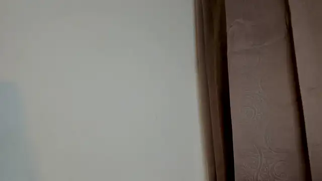 Thommas8a online show from February 2026 04:24:02 AM