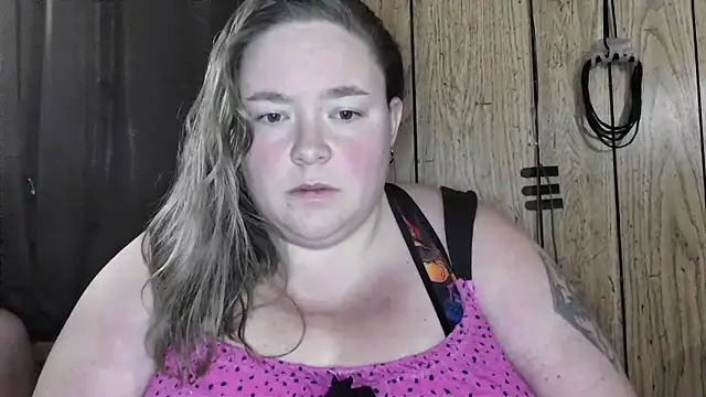 ladylynn13 online show from February 2026 06:15:01 PM