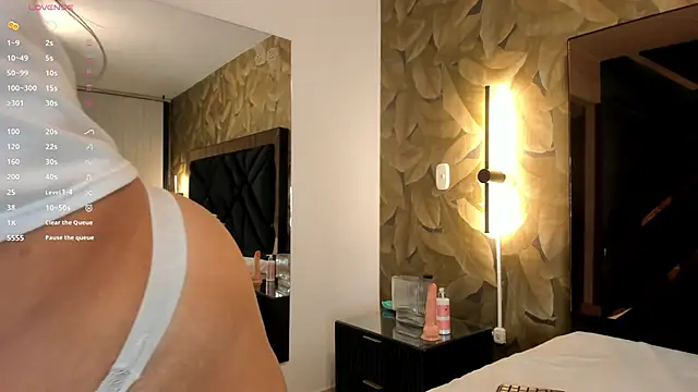 Snapshot of Alanna-Brooke chatting on February 2026 02:09:02 AM Alanna-Brooke online show from February 2026 02:09:02 AM