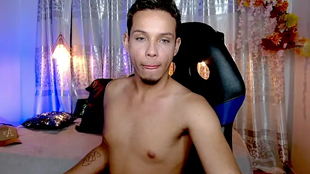 Snapshot of Gael_zambrano chatting on February 2026 06:15:01 PM Gael zambrano online show from February 2026 06:15:01 PM