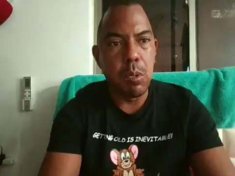 Quillero18 online show from February 2026 02:59:02 PM