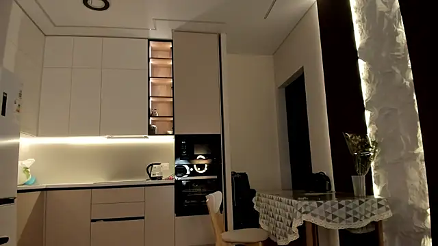 amy akime online show from June 2026 04:12:01 AM