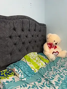 two cam latin online show from March 2026 03:24:02 AM