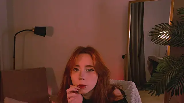 Asuka miu online show from April 2026 09:26:01 PM